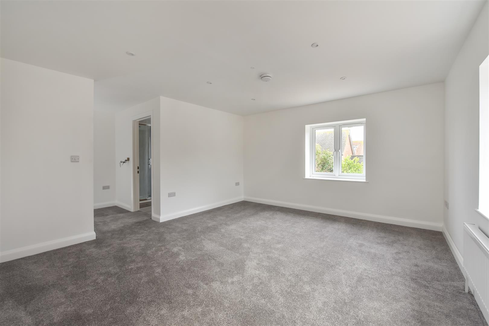 room for rent chichester road