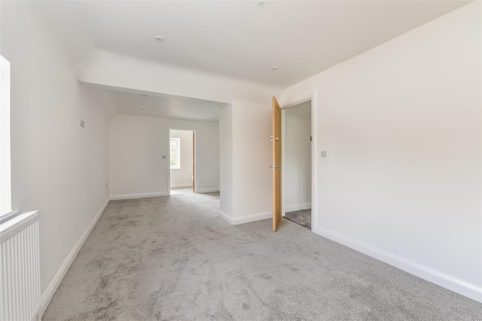 room for rent chichester road