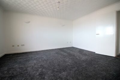 flat for rent anne's court