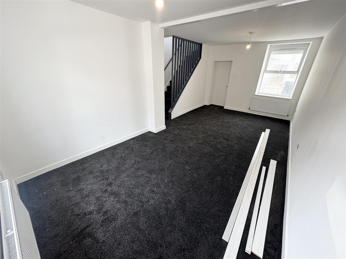 house - terraced for rent avondale road