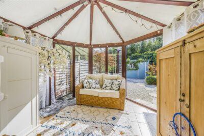 house - terraced for sale malvern mews