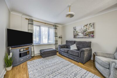 house - terraced for sale malvern mews