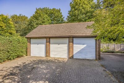 house - terraced for sale malvern mews