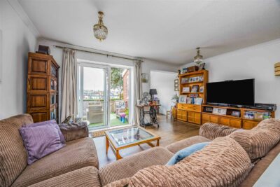 house for sale collier close