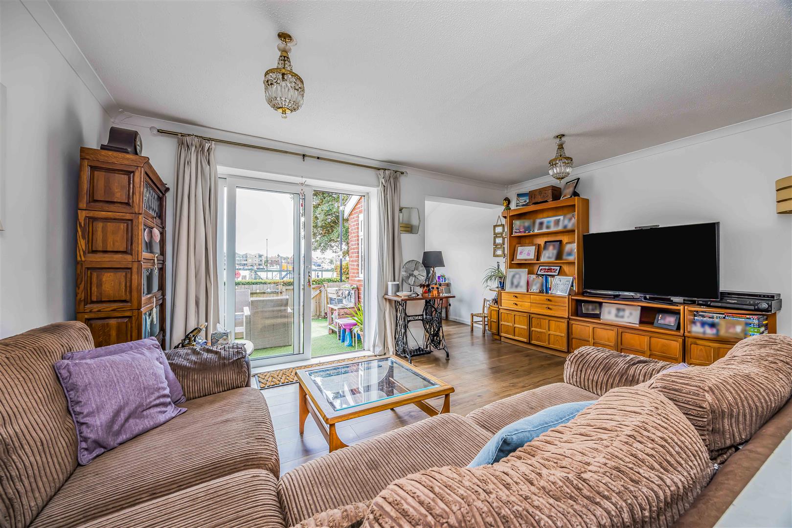 house for sale collier close