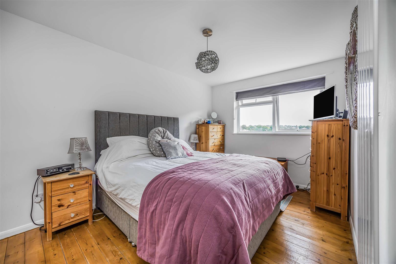 house for sale collier close