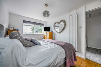 house for sale collier close