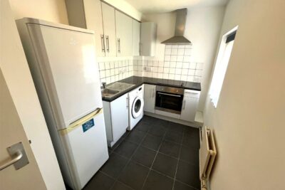 house for rent twyford avenue