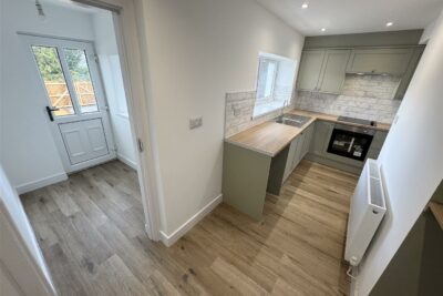 house - terraced for rent maesyffynon terrace