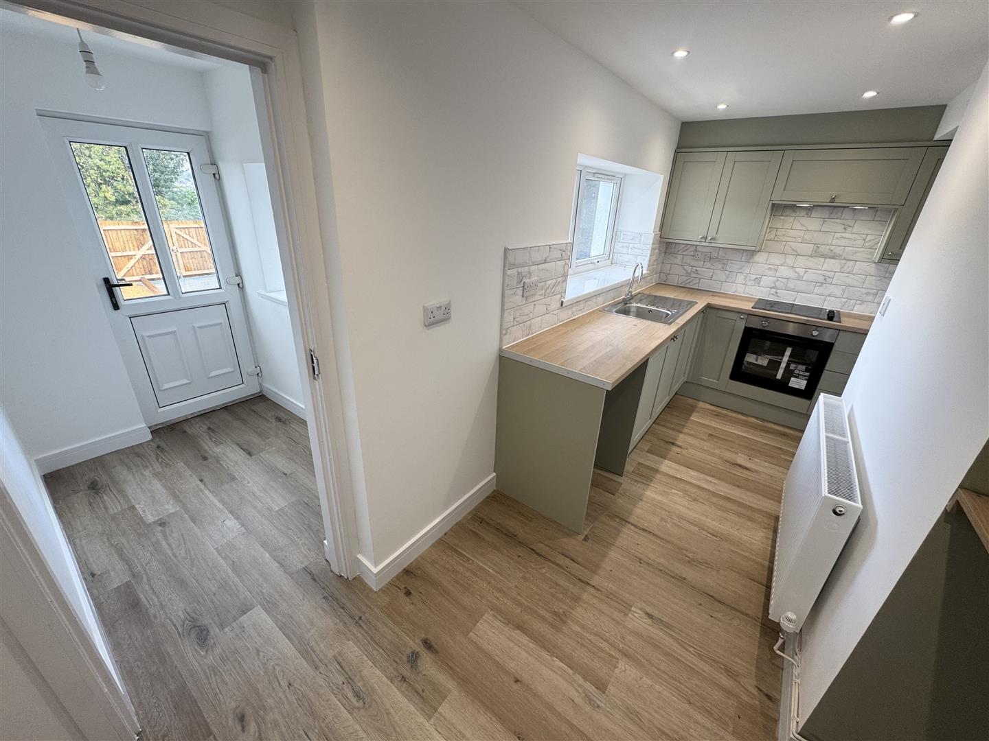 house - terraced for rent maesyffynon terrace