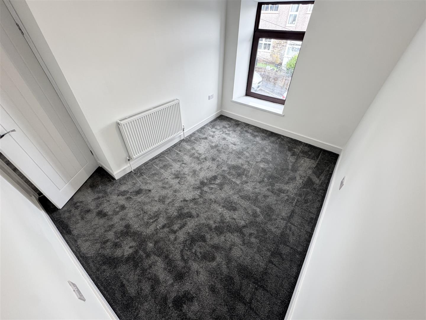 house - terraced for rent maesyffynon terrace