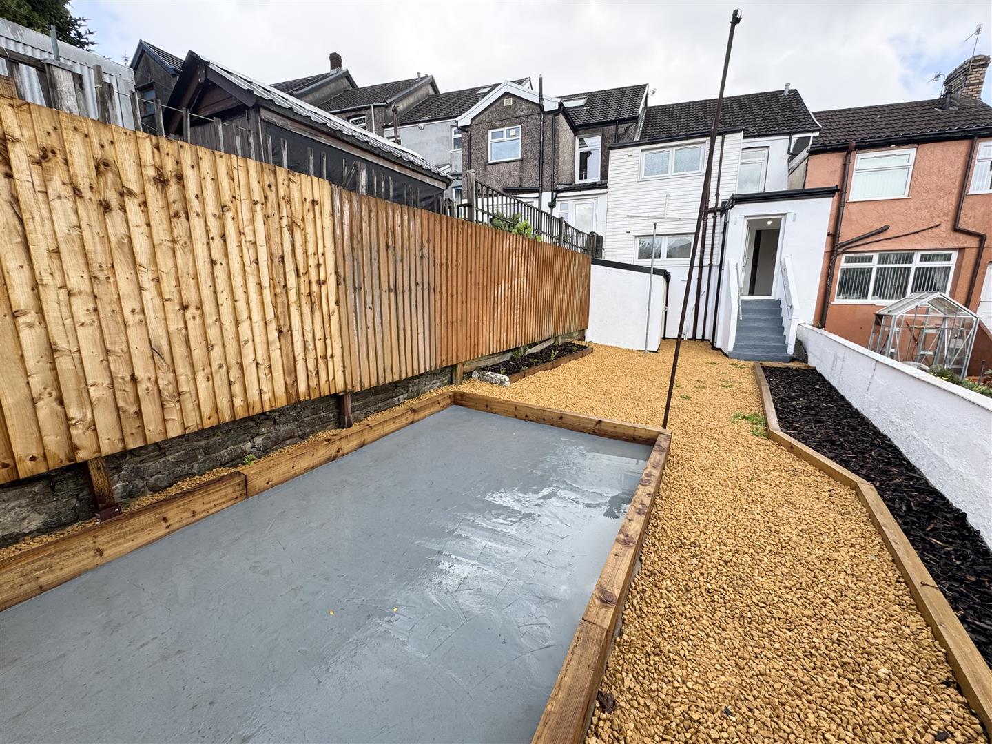 house - terraced for rent maesyffynon terrace