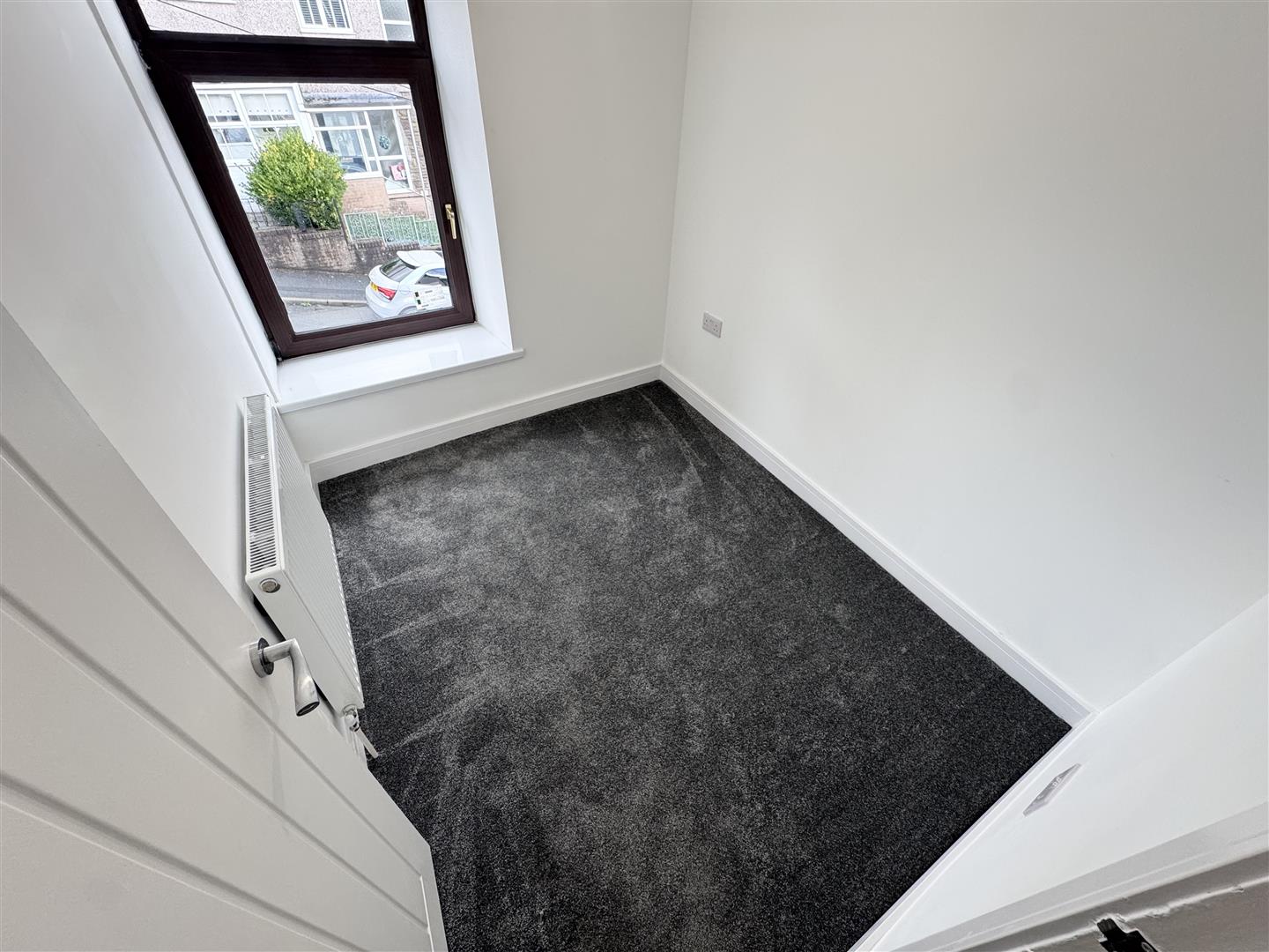 house - terraced for rent maesyffynon terrace