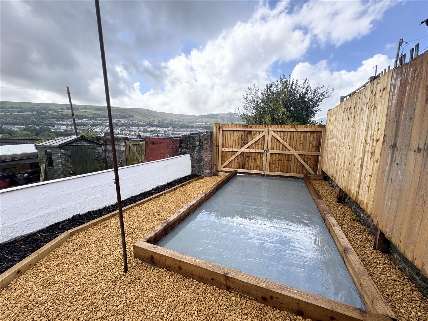house - terraced for rent maesyffynon terrace