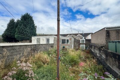 house - terraced for sale queen street