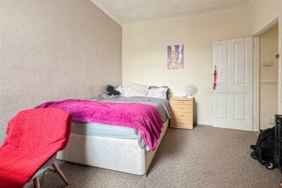 house - terraced for sale queen street