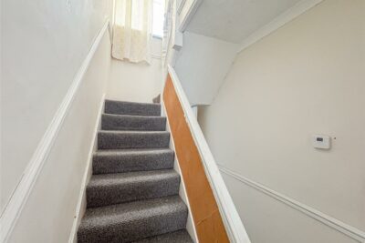 house - terraced for sale queen street