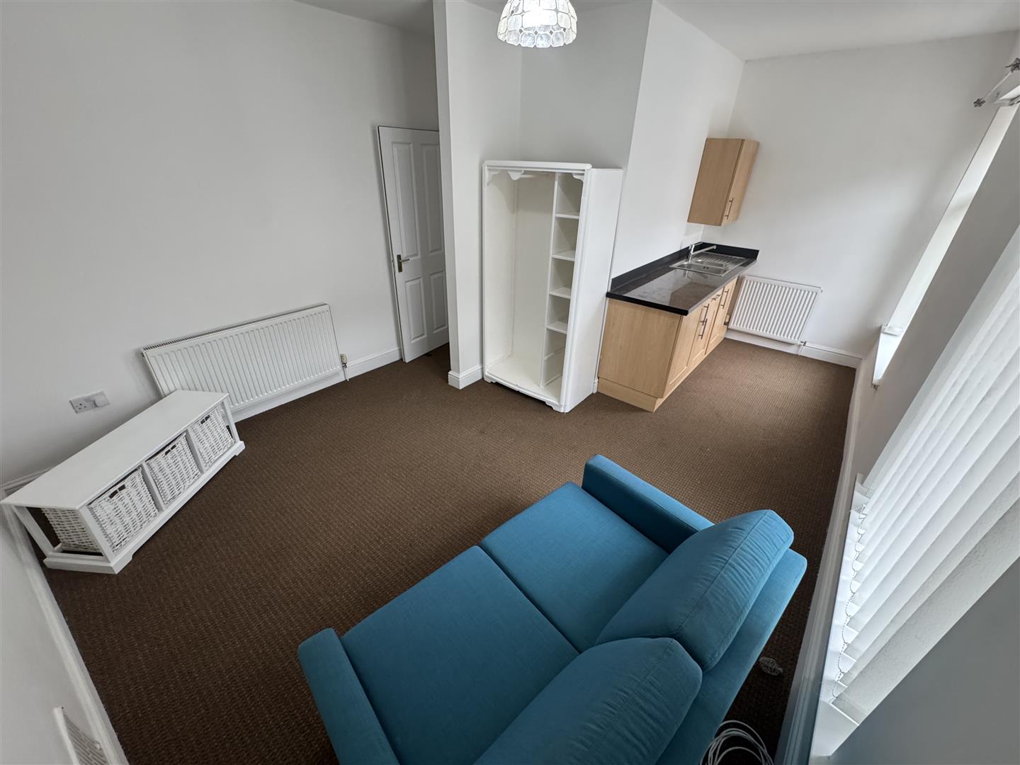 flat for rent wood road