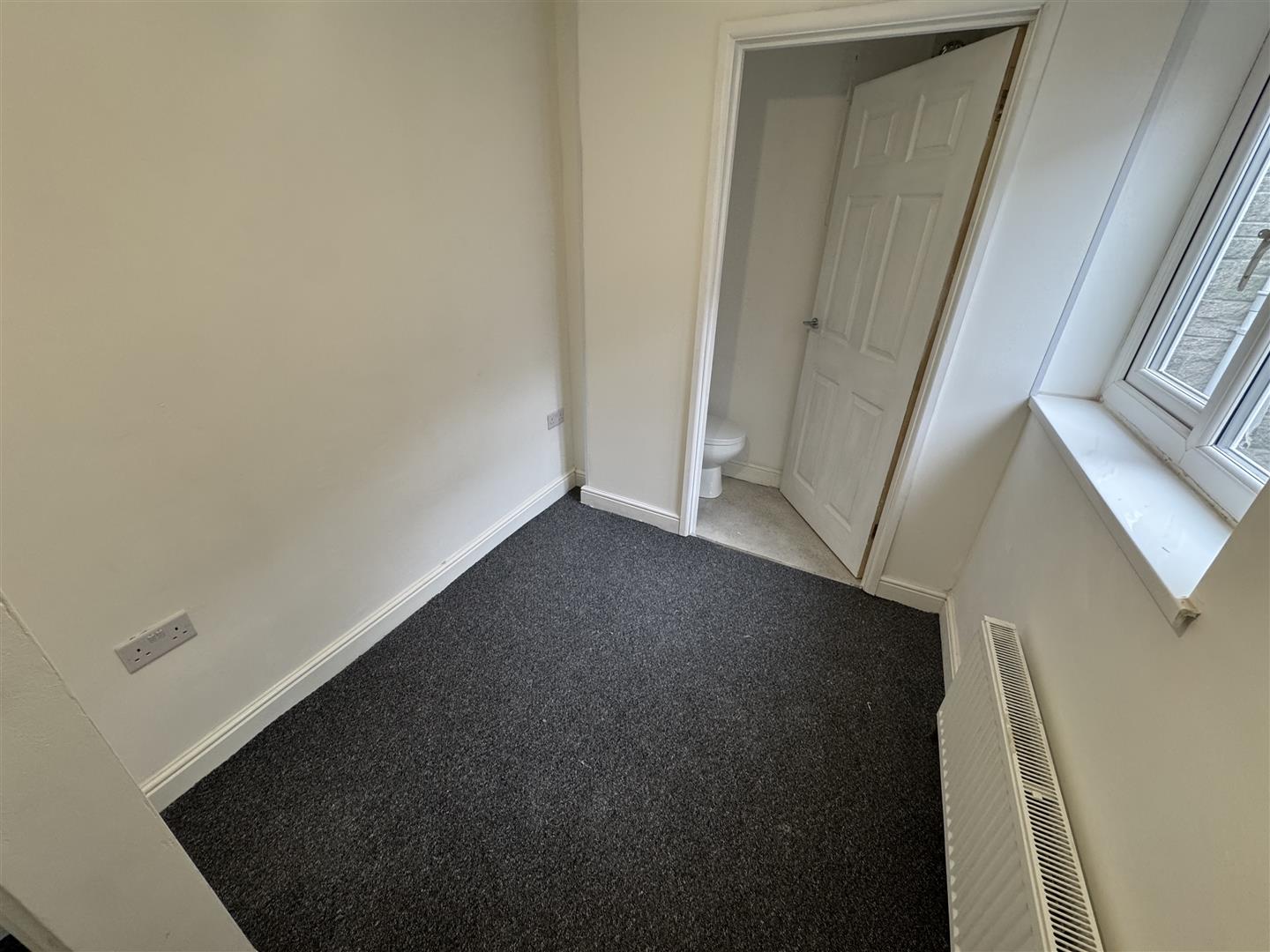 house for rent glamorgan street