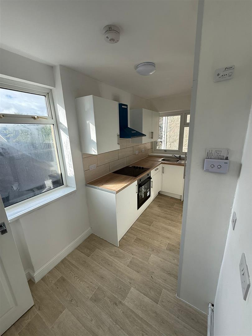 house for rent glamorgan street