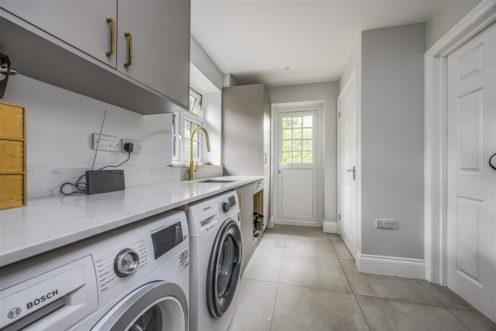house - detached for sale 50a hollybank lane