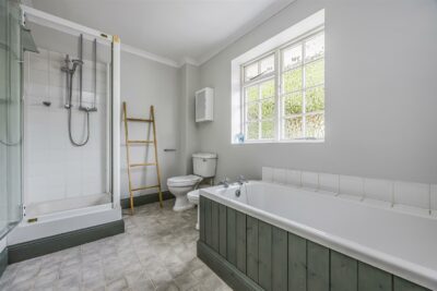 house - detached for sale 50a hollybank lane