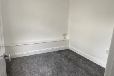 house for rent whitting street
