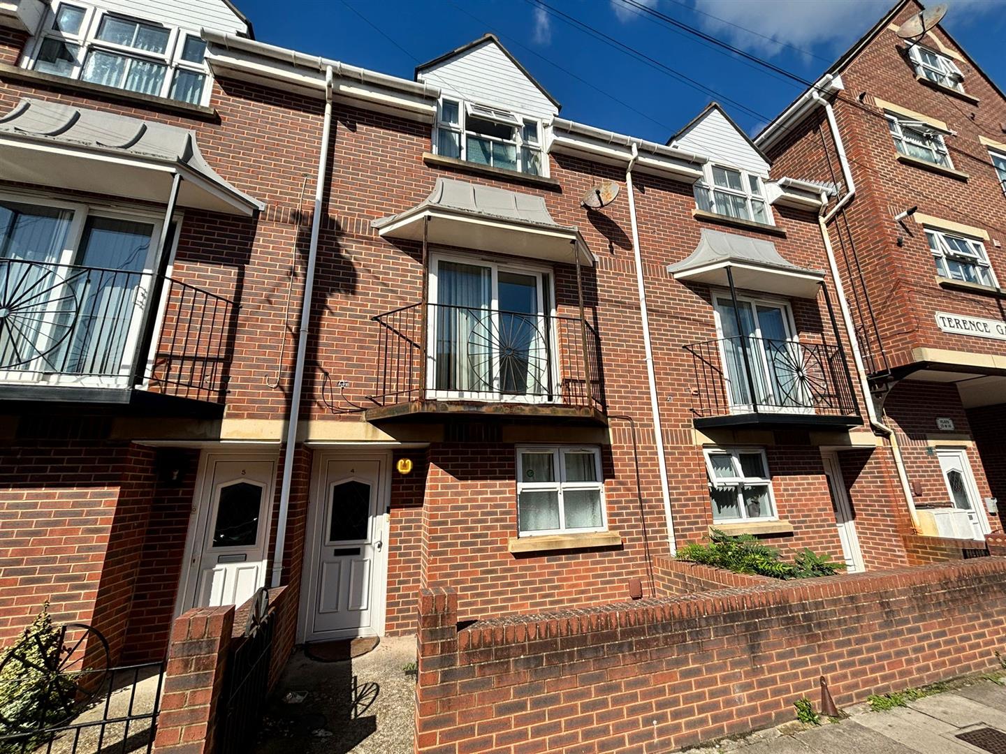 house - townhouse for sale st. ronans road