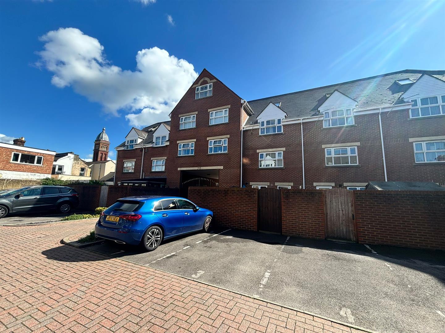 house - townhouse for sale st. ronans road