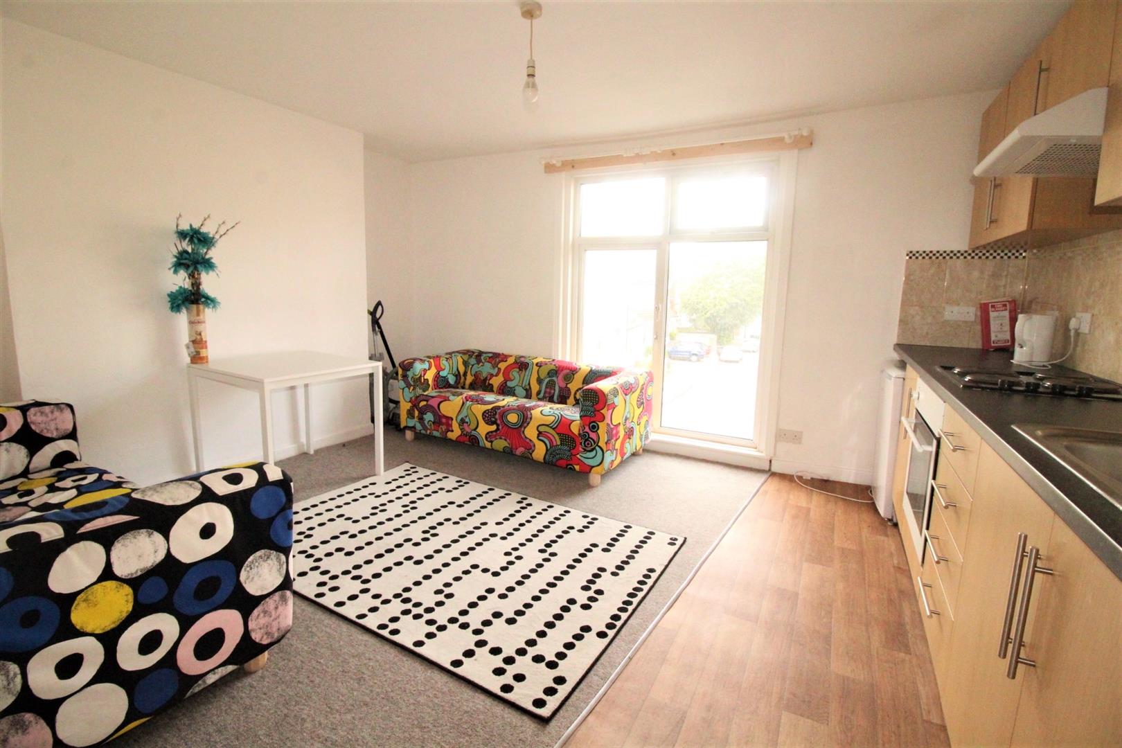 flat for rent 138a elm grove