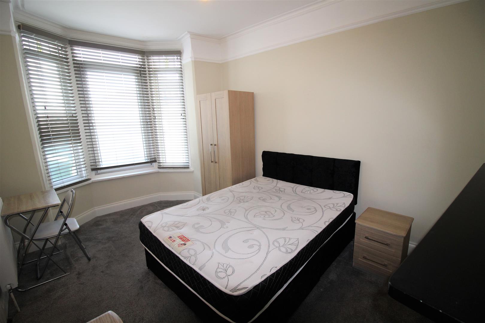 room for rent fawcett road
