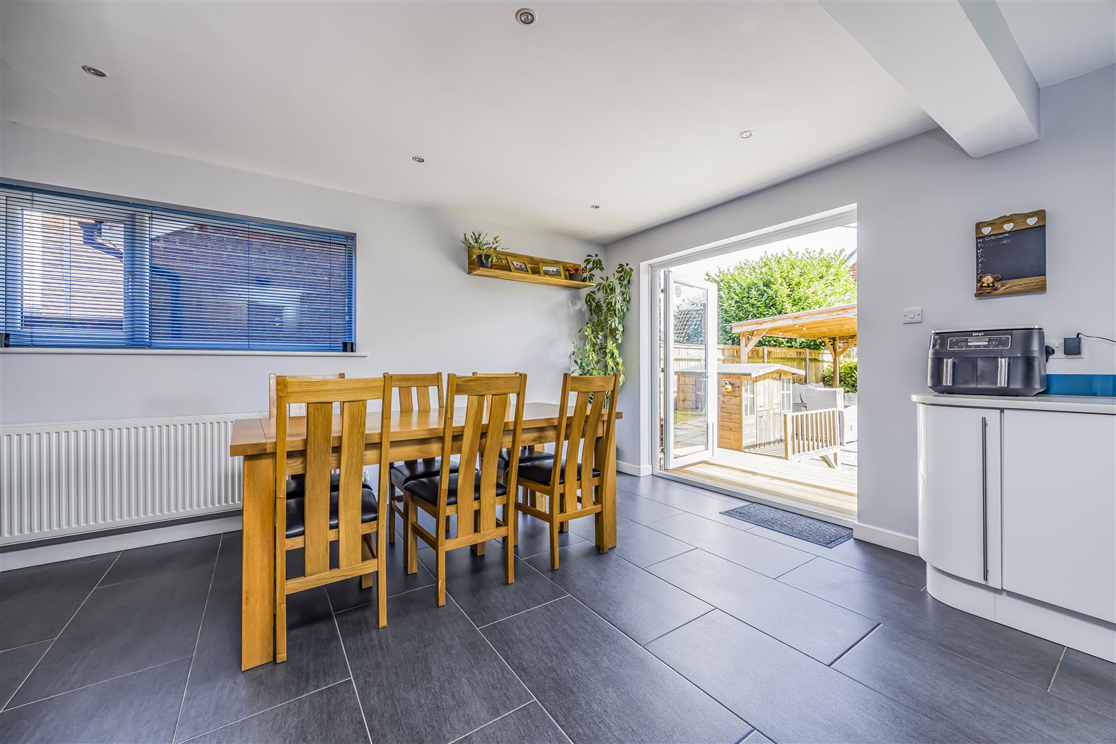 house - detached for sale horndean road