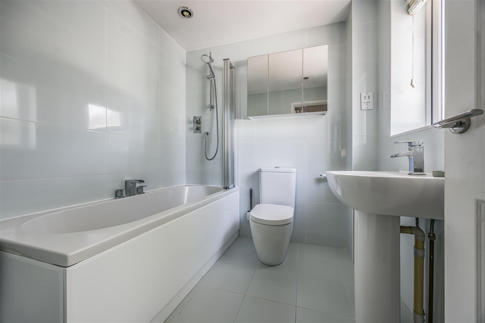 house - detached for sale horndean road