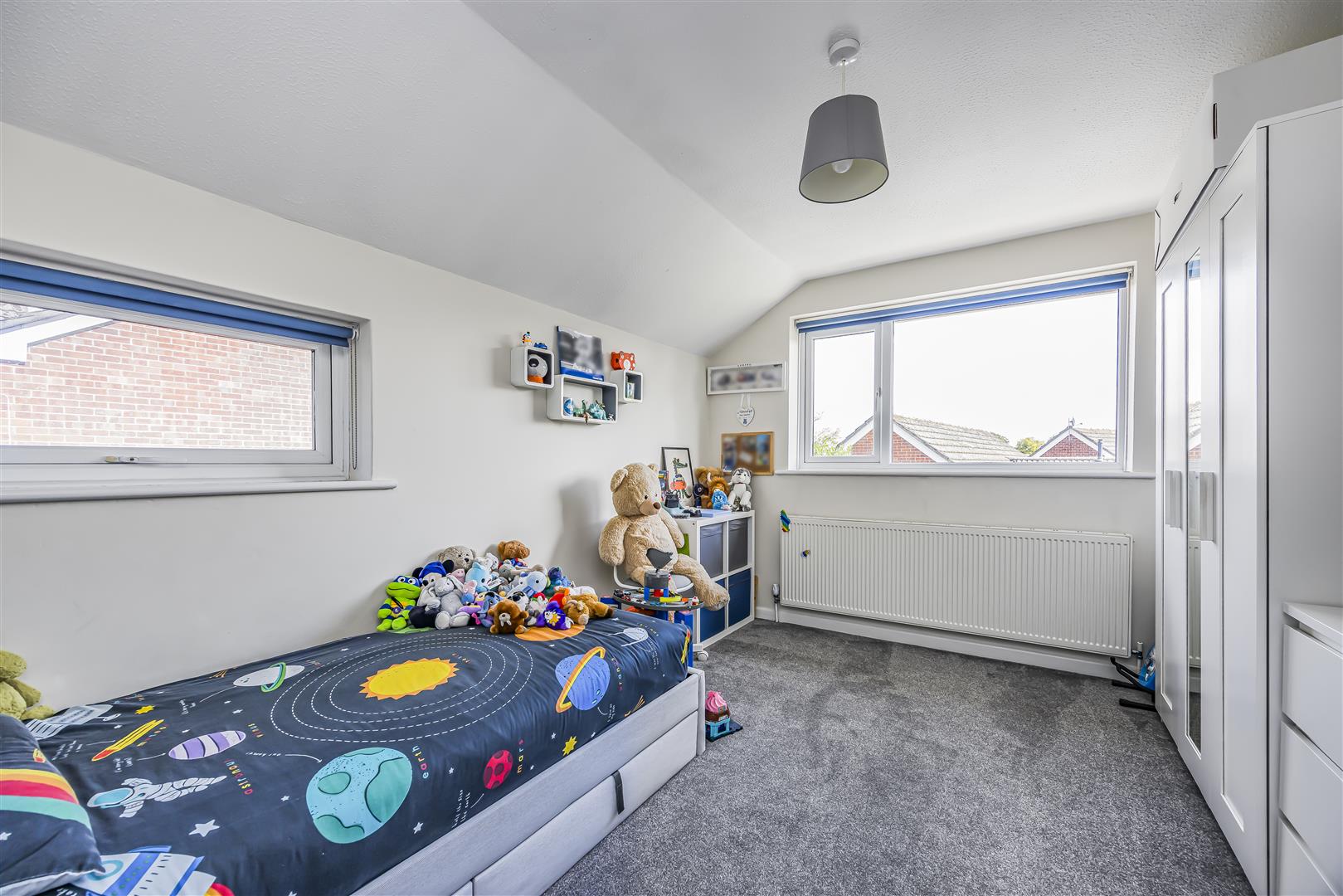 house - detached for sale horndean road