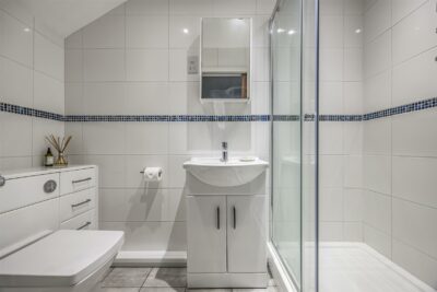 house - detached for sale horndean road