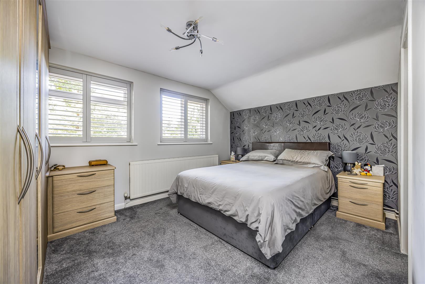 house - detached for sale horndean road