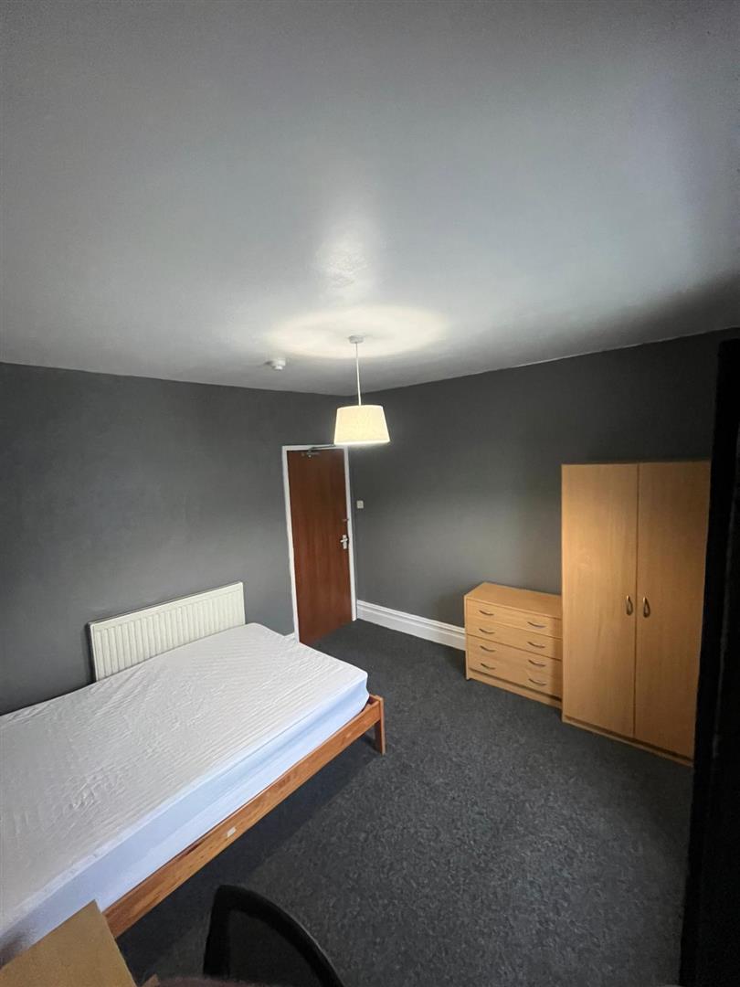 room for rent wood road