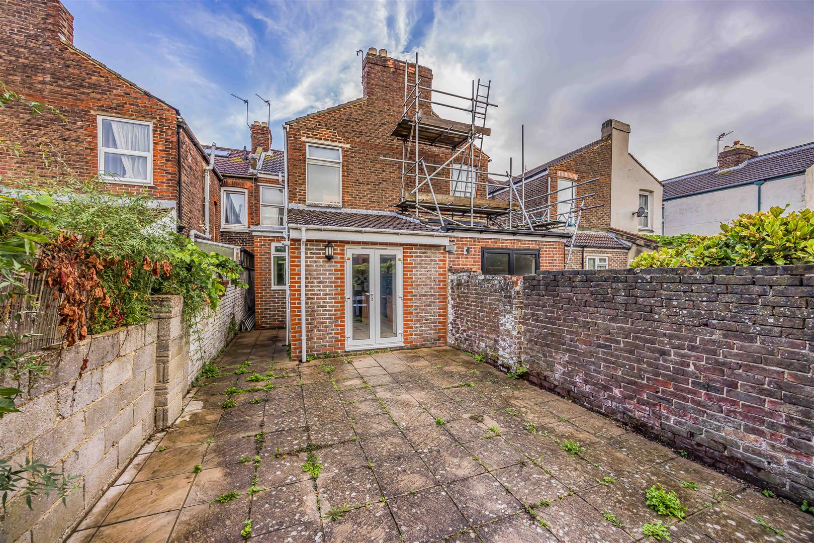 house for sale fawcett road