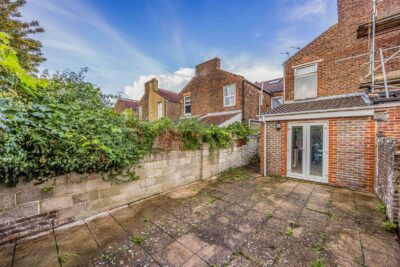 house for sale fawcett road