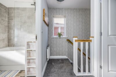 house for sale bosham gardens