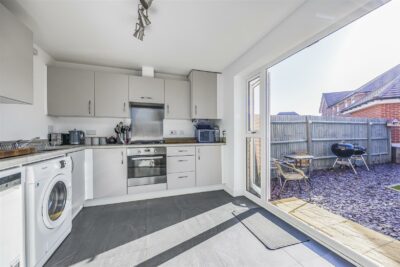 house for sale bosham gardens