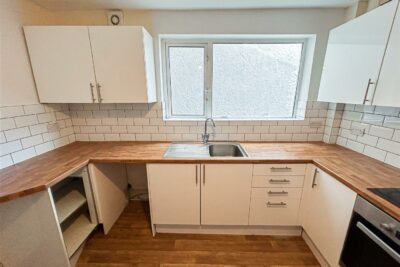 house - terraced for sale morgans road