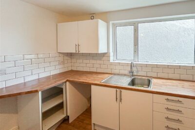 house - terraced for sale morgans road