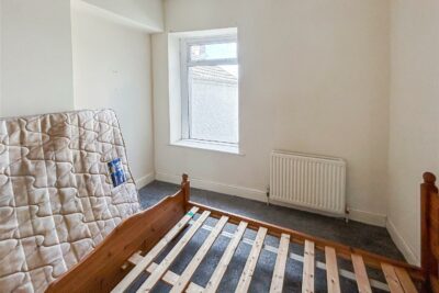 house - terraced for sale morgans road