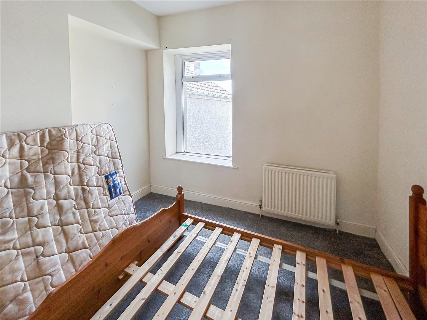 house - terraced for sale morgans road