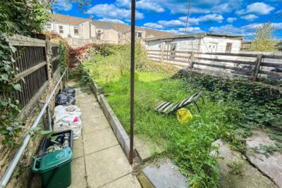 house - terraced for sale morgans road