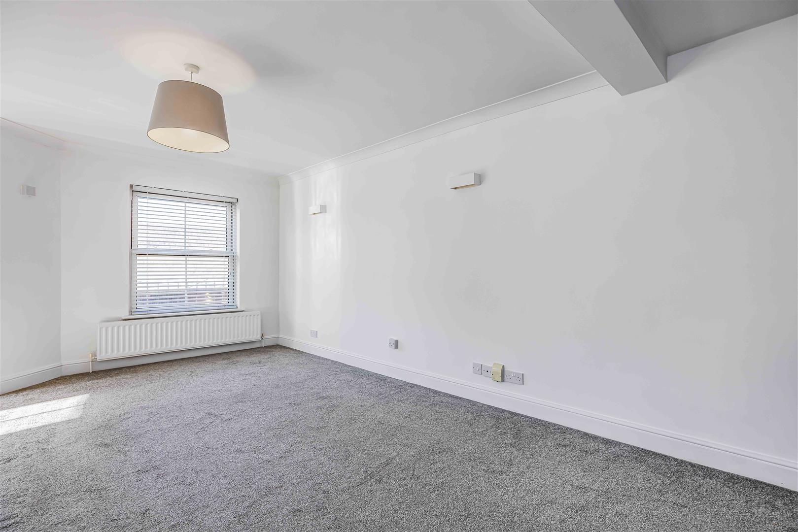 flat for sale white hart road