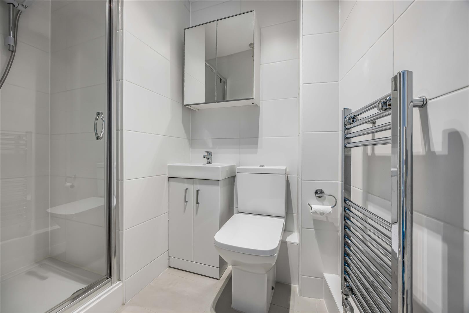 flat for sale white hart road