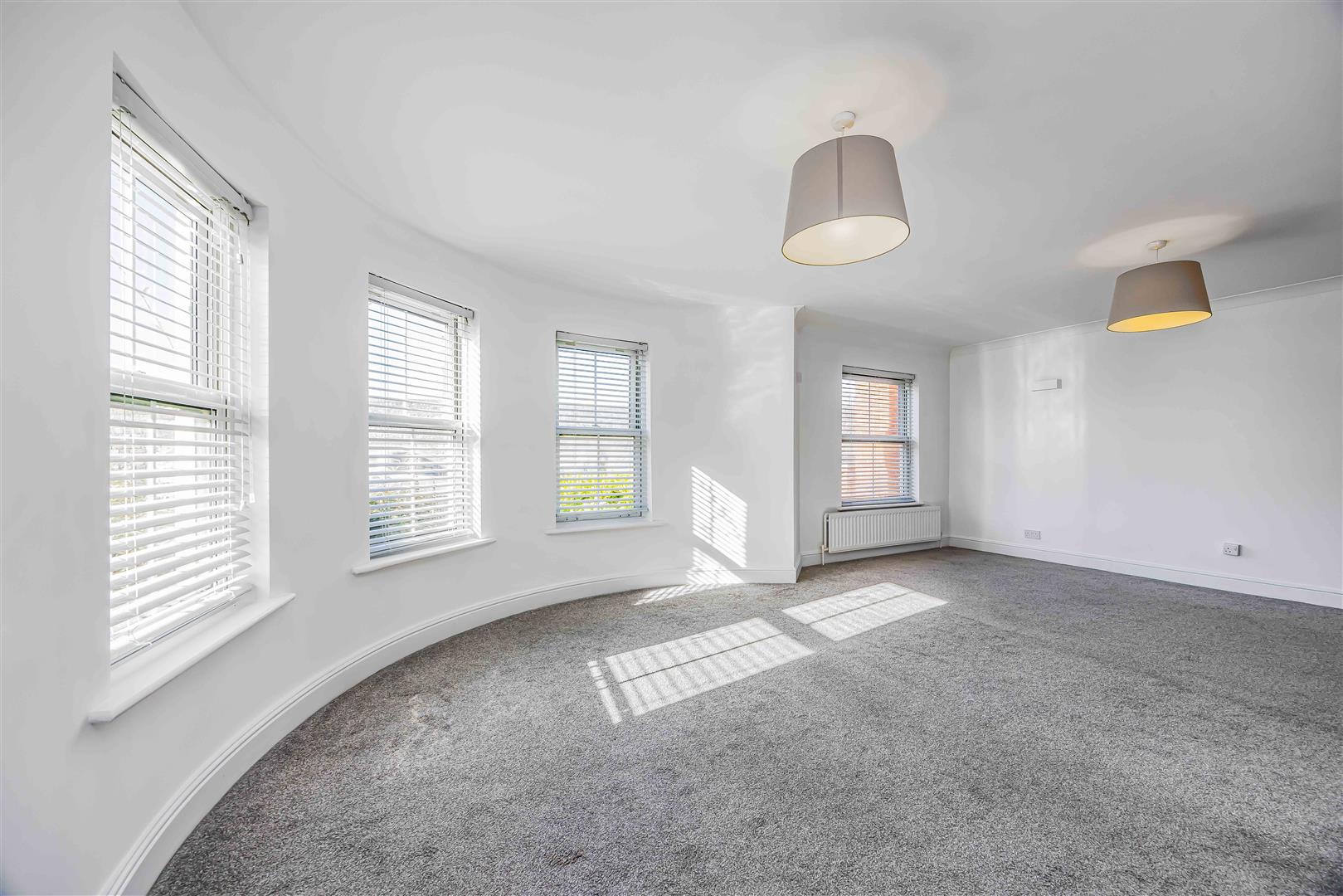 flat for sale white hart road