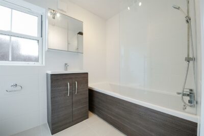 flat for sale white hart road